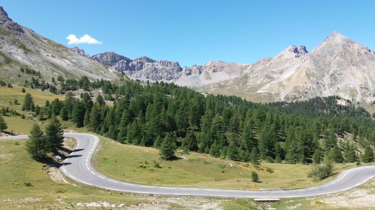 Le Pre Fleuri A Guillestre - Appartements Neufs Classes Meubles De Tourisme 3 Etoiles - Parking Privatif Екстериор снимка